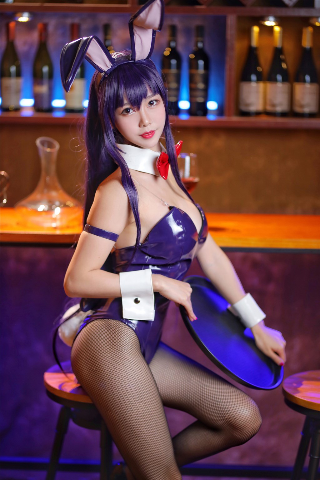 夜未眠时刻：知名歌手失控派对丑闻背后隐藏的真实故事